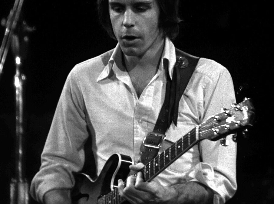 Bob Weir, Grateful Dead co-founder, dies at 78