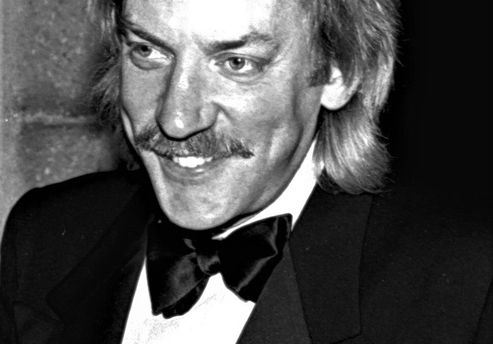 Donald Sutherland, veteran actor, dies at 88