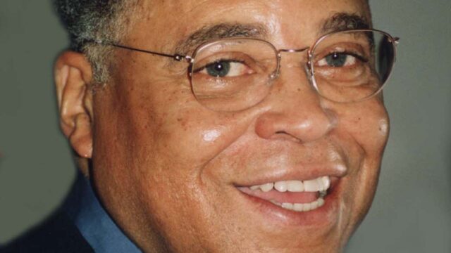 James Earl Jones, the voice of Darth Vader, dies at 93