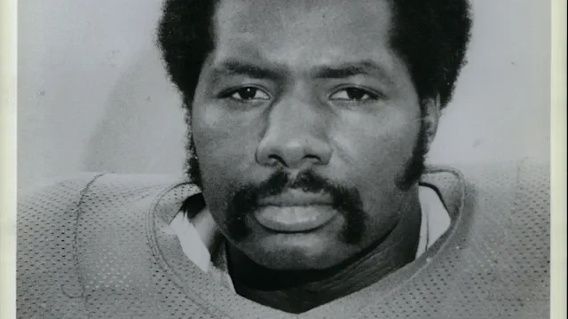Jim Mitchell, ex-Detroit Lions DL and auto dealer, dies at 77