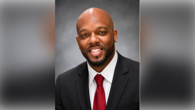 Hero Father Lester Earl Jones, Who Shielded His Daughter From Her Boyfriend, Dies at 47