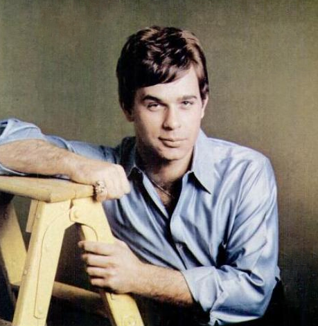 Lou Christie, 1960s pop singer, dies at 82