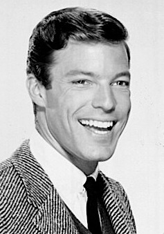 Richard Chamberlain, mini-series star, dies at 90