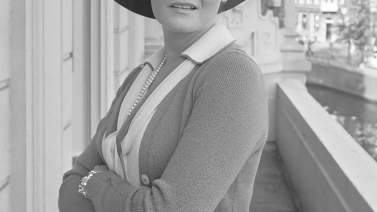 Valerie Perrine, Superman actress, dies at 82