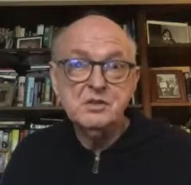 Legendary Music Critic Dave Marsh Passes Away at 76: A Life in the Rhythms of Rock ‘n’ Roll