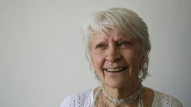 Polish Pop Icon Passes Away: Remembering Joanna Rawik’s Enduring Legacy