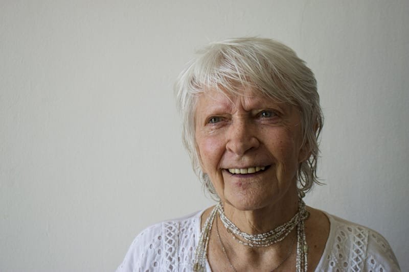Polish Pop Icon Passes Away: Remembering Joanna Rawik’s Enduring Legacy