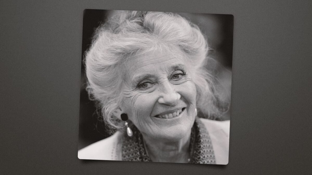 Beloved Matriarch of Hollywood Royalty: Phyllida Law Passes Away at 94