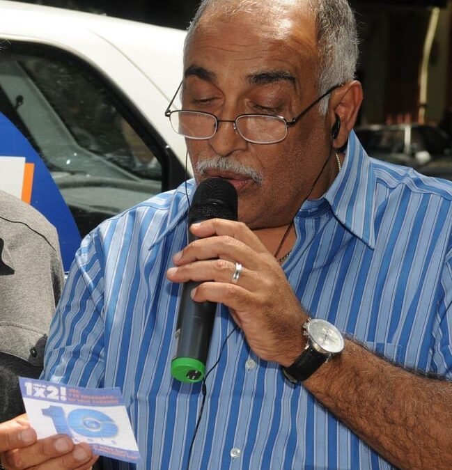 Oscar González Oro, Argentine radio host, dies at age 74