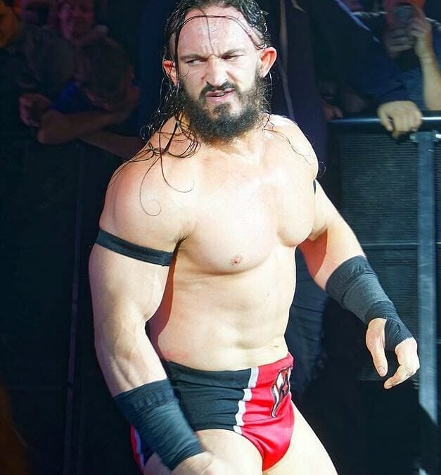 Pac, English professional wrestler, dies at age 40