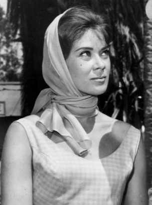 Antoinette Bower, the shape-shifting Sylvia of ‘Star Trek’, dies at 93