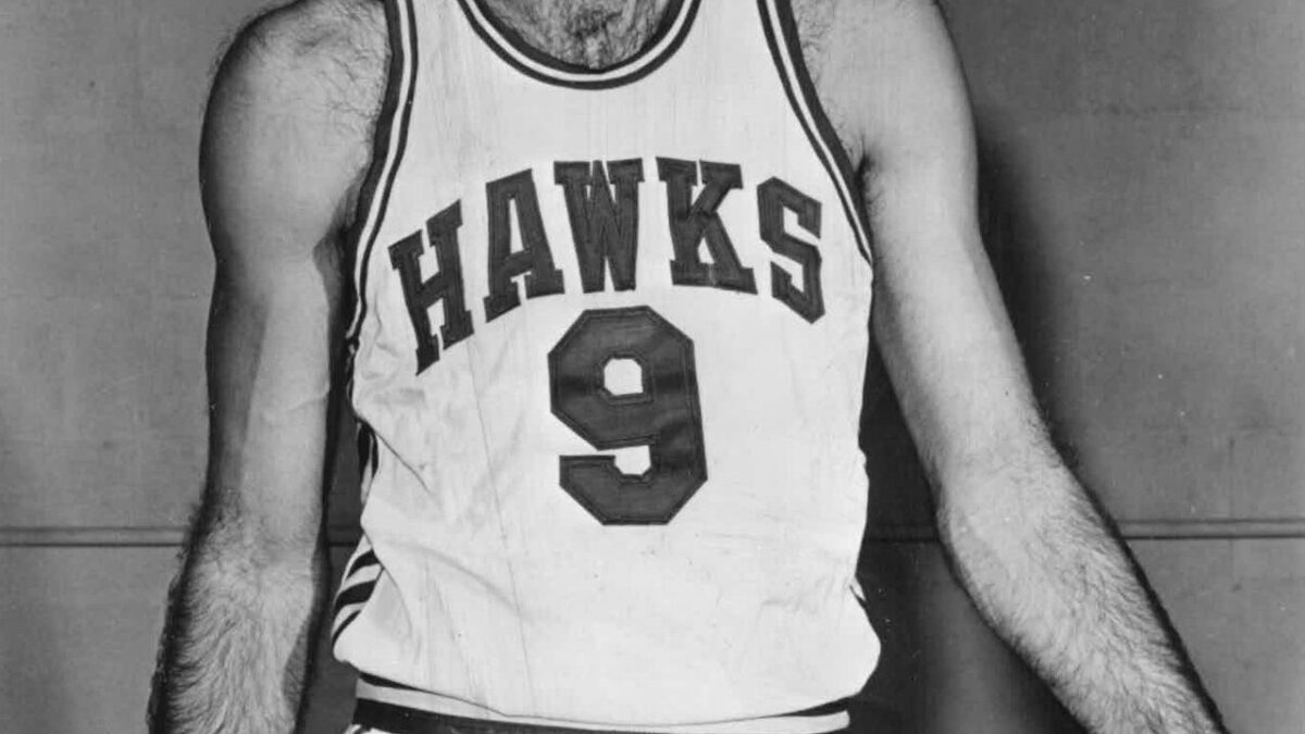 Bob Pettit, the NBA’s first MVP, dies at 93
