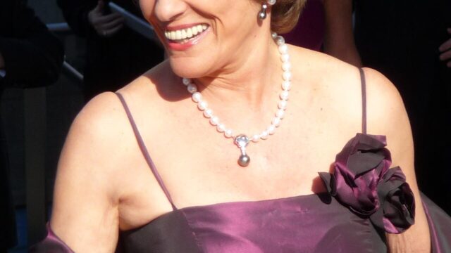 Esther Rantzen, That’s Life! presenter who founded Childline, dies at 86
