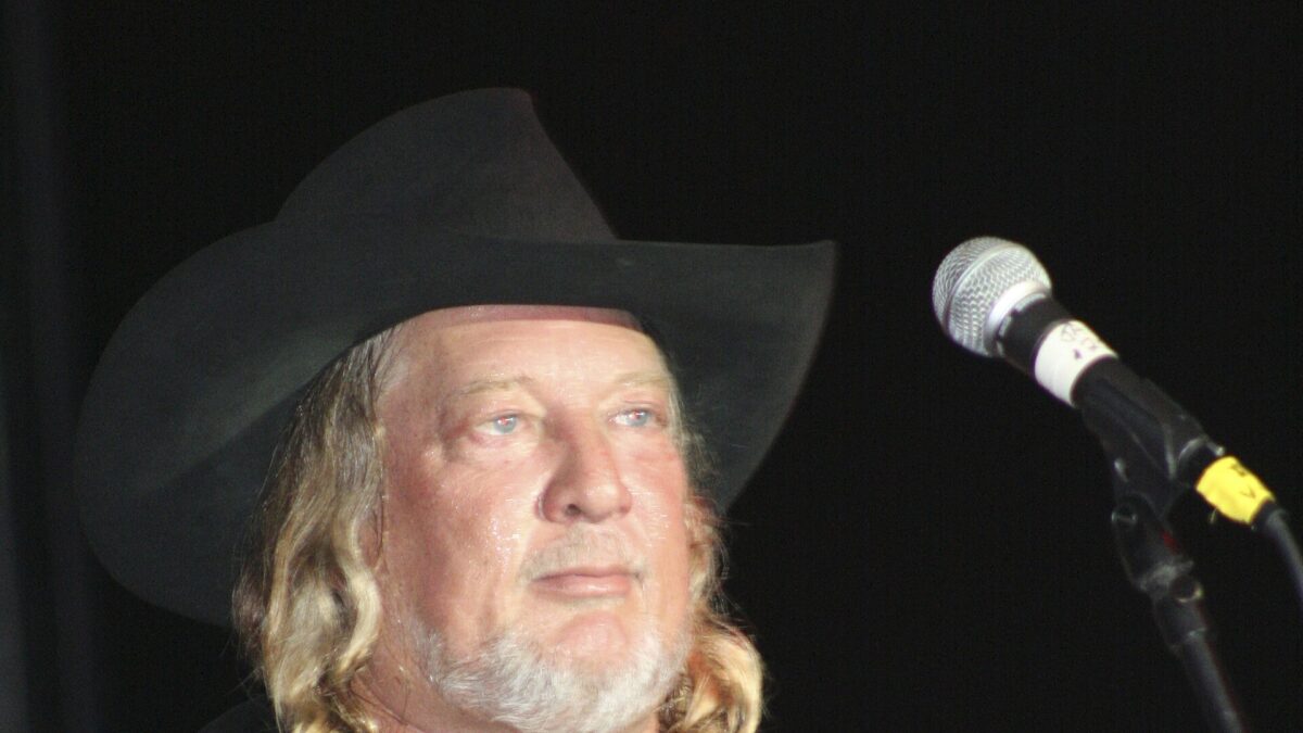 John Anderson, country Hall of Famer behind Swingin’ and Seminole Wind, dies at 71