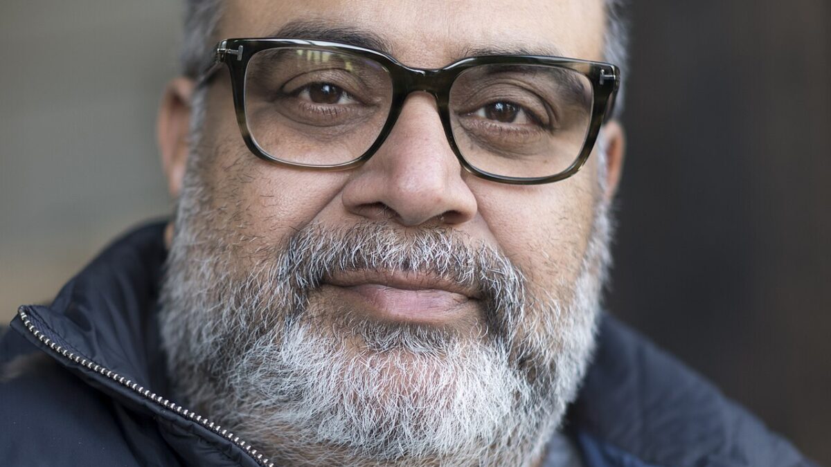 Om Malik, who built GigaOm from a personal blog, dies at 59
