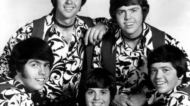 Wayne Osmond, singer and guitarist of the Osmonds, dies at 73