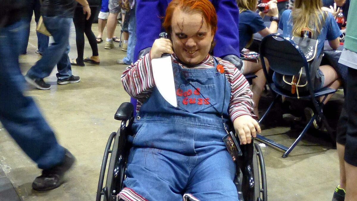Ed Gale, who played Chucky in Child’s Play and Howard the Duck, dies at 61