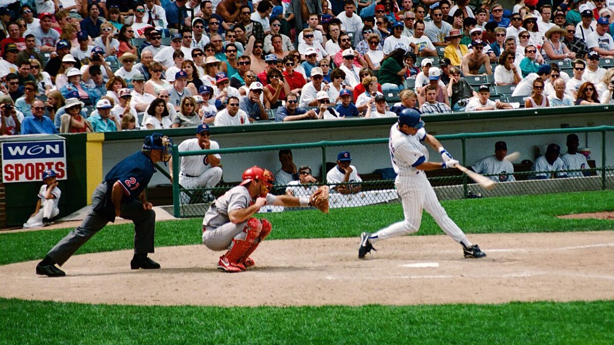 Ryne Sandberg, Cubs Hall of Fame second baseman, dies at 65